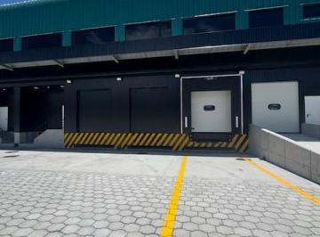 Bodega-Galpón , Quito · Desde 1.000 m² a 20.000 m² Bodegas y Oficinas Pifo - Itulcachi