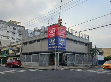Local comercial , Guayaquil · Propiedad Comercial Esquinera en Zona Mixta - I. Alarcón