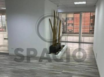 Oficina comercial · 180m² · 3 Estacionamientos · Vendo Oficina, 180 m², Remodelada, Av 12 de Octubre