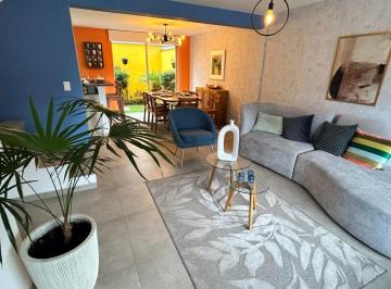 Casa de 4 habitaciones, Quito · Venta Casa Pomasqui Hermosa por Estrenar