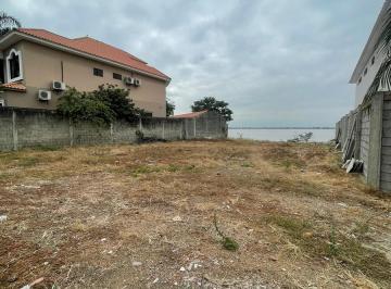 Terreno / Lote · 691m² · Venta de Terreno con Vista Al Rio en Urbanización Aquamarina. m. B.