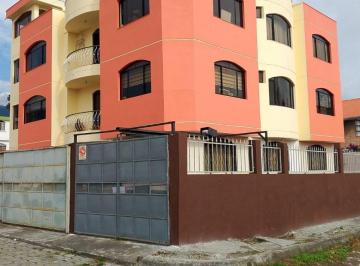 Departamento de 3 habitaciones, Quito · Departamento 3d - 174 m² en Conocoto Puente 6 – ¡Gran Oportunidad $70.000!