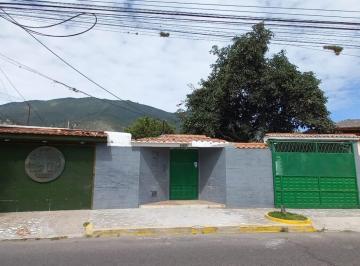 Casa de 8 habitaciones, Quito · Se Vende Casa en La Pampa Via a La Mitad del Mundo
