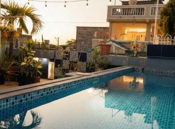 Casa · 215ha · 5 Habitaciones · 1 Estacionamiento · Casa con Piscina de Venta, Duran Cdla El Dorado
