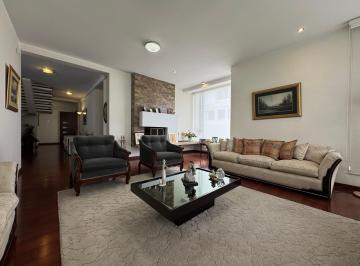 Casa · 445m² · 4 Habitaciones · 4 Estacionamientos · Urb. El Condado, Casa Duplex y un Departamento en Venta, 445 m²