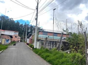 Terreno / Lote , Cuenca · Terreno en Venta a Poca Distancia del Mirador de Turi