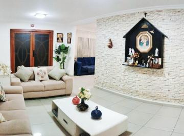 Casa · 234m² · 4 Habitaciones · 2 Estacionamientos · Samborondón, Hermosa Casa en Venta, 234 m²