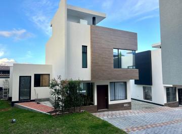 Casa · 123m² · 3 Habitaciones · 2 Estacionamientos · Mv - Sector Tanda, en Venta Casa Independiente de 3d, 123.03 m² Mas Terraza Propia de 47.46 m² en Co