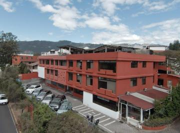 Edificio-Hotel-Fabrica de 30 habitaciones, Quito · Edificación en Cumbayá - La Primavera
