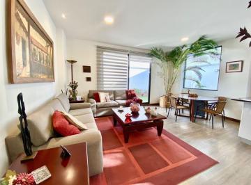 Departamento · 98m² · 3 Habitaciones · 2 Estacionamientos · Departamento con Patio de Venta en Tumbaco