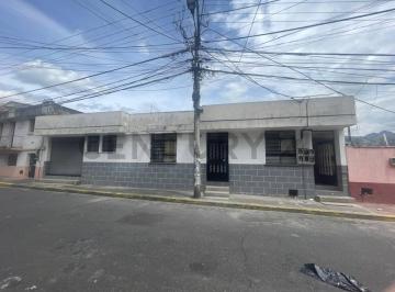 Casa · 538m² · 4 Habitaciones · Venta de Casa con Terreno en El Sur de Quito