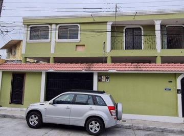 Casa de 4 habitaciones, Guayaquil · Se Vende Casa en La Alborada 10 Ma Etapa - P. Jimenez