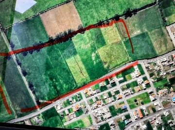 Terreno / Lote · 80000m² · Terreno Ideal Para Lotizar