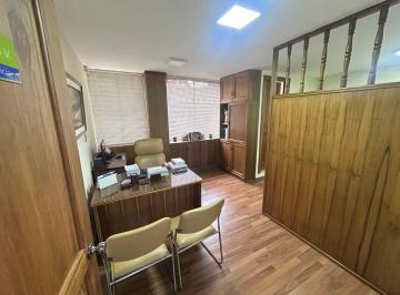 Consultorio de 1 habitación, Quito · Vendo Sector Mariana de Jesus Atahualpa Consultorio en Centro Medico