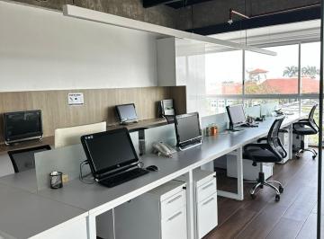 Oficina comercial de 4 habitaciones, Guayaquil · Oficina Los Arcos Plaza de Alquiler Amoblada Modernisima