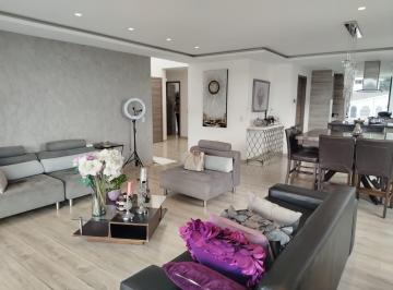 Departamento · 196m² · 3 Habitaciones · 3 Estacionamientos · Quito Tenis - Penthouse de 196 m² con Acceso Directo por Ascensor y Terraza Apergolada