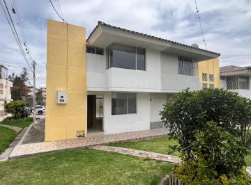 Casa de 3 habitaciones, Quito · Venta Casa 3d Sector Pomasqui