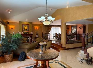 Casa de 4 habitaciones, Quito · Conocoto, Vendo Hermosa Propiedad, Calle Gribaldo Miño, 1560 m² Terr. 800 m² Const Excelentes Acabados