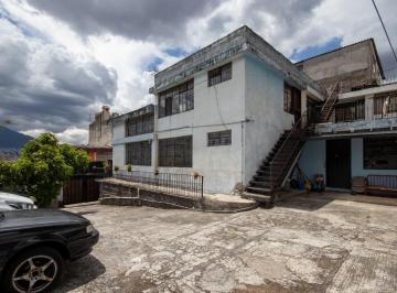 Casa de 6 habitaciones, Quito · Venta Casa Rentera Monjas