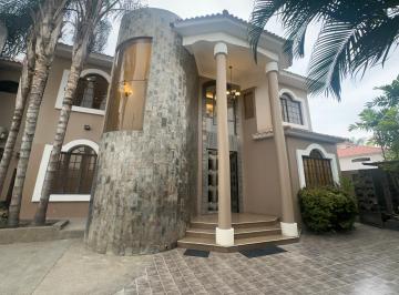 Casa de 5 habitaciones, Guayaquil · Venta Casa 5 Habitaciones, Piscina en Urb Aquamarina Vía Samborondón