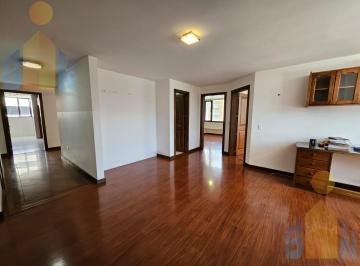 Departamento · 203m² · 3 Habitaciones · 2 Estacionamientos · Departamento en Venta (La Carolina - Centro Norte de Quito)