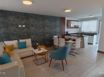Casa de 3 habitaciones, Quito · Casas en Venta Sector San Antonio de Pichincha Aplica Credito Vip