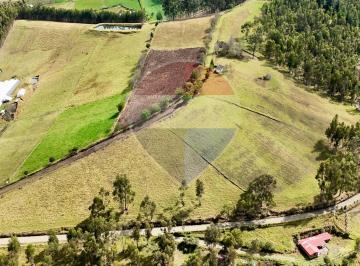 Terreno / Lote , Cayambe · Terreno de Venta en Cayambe - Paquiestancia 32.950 m²