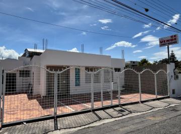 Local comercial de 4 habitaciones, Quito · Vendo Local $134.900 en San Antonio de Pichincha Mitad del Mundo