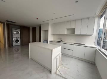 Departamento · 77m² · 2 Habitaciones · 2 Estacionamientos · Venta Departamento de Lujo 2 Dorm. por Estrenar - World Trade Center - Torre Millenium