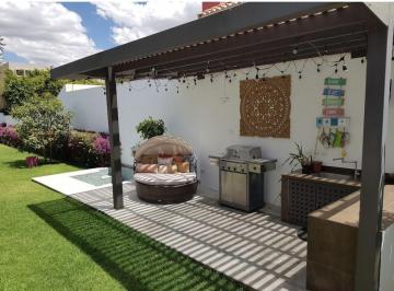 Casa de 4 habitaciones, Quito · Casa de 500 m² con 4 Habitaciones en Venta en Cumbayá - La Viña