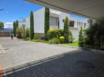 Casa de 3 habitaciones, Quito · Casa de Venta en Tumbaco Sector de La Morita