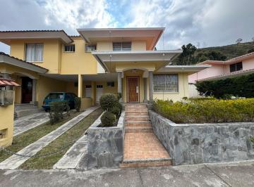 Casa de 3 habitaciones, Quito · Casa en Venta Urb. San Gregorio II - Sector de Pusuqui