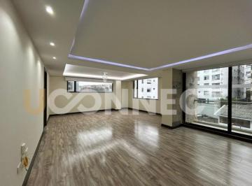 Departamento de 3 habitaciones, Quito · Renta Depto 3 Dorm. c/u con Baño G. Suarez, 2 Parq y Bodega