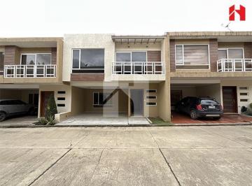 Casa de 4 habitaciones, Cuenca · Vendo Casa Moderna en Cuenca – Challuabamba (Cv3916)
