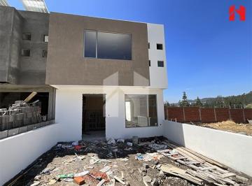Casa de 3 habitaciones, Cuenca · Vendo Hermosas Casas Dentro de Condominio en Cuenca - Sector Ricaurte (Cv3890)