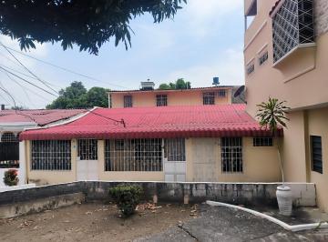 Fachada · Casa + 2 Suites en La 9na Etapa de La Alborada. B. Boero
