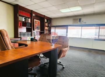 Oficina comercial · 120m² · Venta de Oficina en Av 9 de Octubre Ideal Para Remodelar