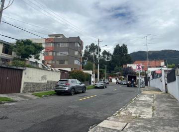 Terreno / Lote · 989m² · Terreno en Venta en El Pinar Bajo, Quito.