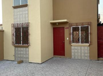 Casa · 101m² · 4 Habitaciones · 2 Estacionamientos · Venta Casa Villa del Rey 4 Dorm. Full Patio (Jlr)