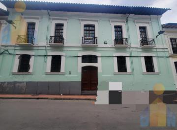 Casa · 820m² · 10 Habitaciones · Casa Inventariada en Venta en El Centro de Quito