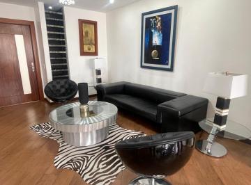 Departamento de 3 habitaciones, Quito · Gonzales Suarez. Remodelado. $270.000