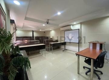Local comercial · 1200m² · 18 Estacionamientos · Complejo Comercial y de Oficinas en Alquiler o Venta