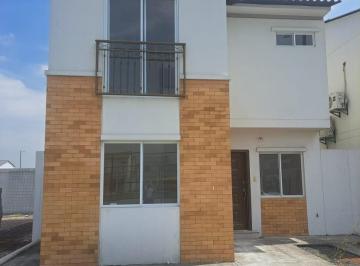 Casa de 3 habitaciones, Daule · Vendo Casa en Urb. Savali - Via Salitre