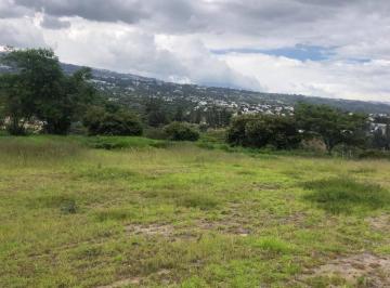 Terreno / Lote · 1475m² · Cumbaya Terreno de Venta en Urbanizacion Exclusiva Linda Vista