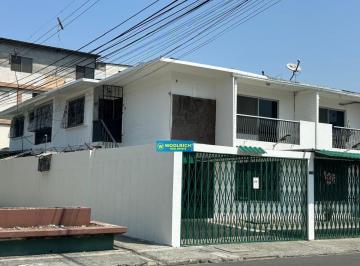 Departamento de 3 habitaciones, Guayaquil · Urdesa, Vendo Departamento 3 Dorm., 2 Parqueos, 180 m²
