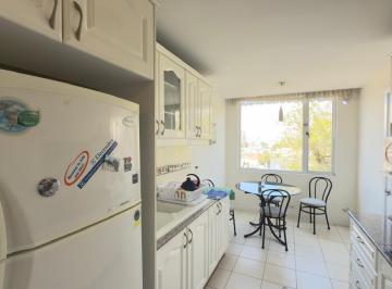 Departamento de 2 habitaciones, Quito · Se Renta Departamento de 2 Hab en La Portugal y Eloy Alfaro en $800