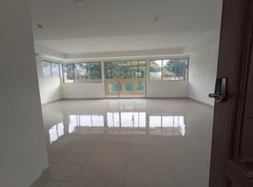 Oficina comercial de 1 habitación, Guayaquil · Alquiler de Oficina en Kennedy Norte 65 m²