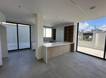 Casa · 457m² · 3 Habitaciones · 4 Estacionamientos · Casa de Lujo en San Juan Alto Cumbayá – Vista y Confort | Innova Real