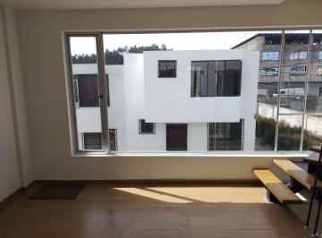 Casa de 3 habitaciones, Quito · Casa a Estrenar