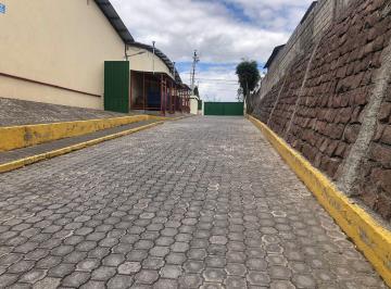 Bodega-Galpón , Quito · Galpón de 600 m² en Alquiler en Calderón